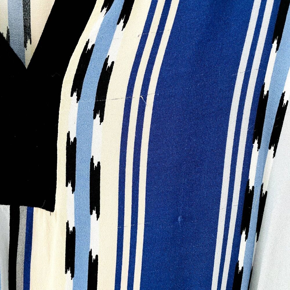 Ella Moss Blue & Black Print Tunic Blouse Size L - Picture 10 of 12